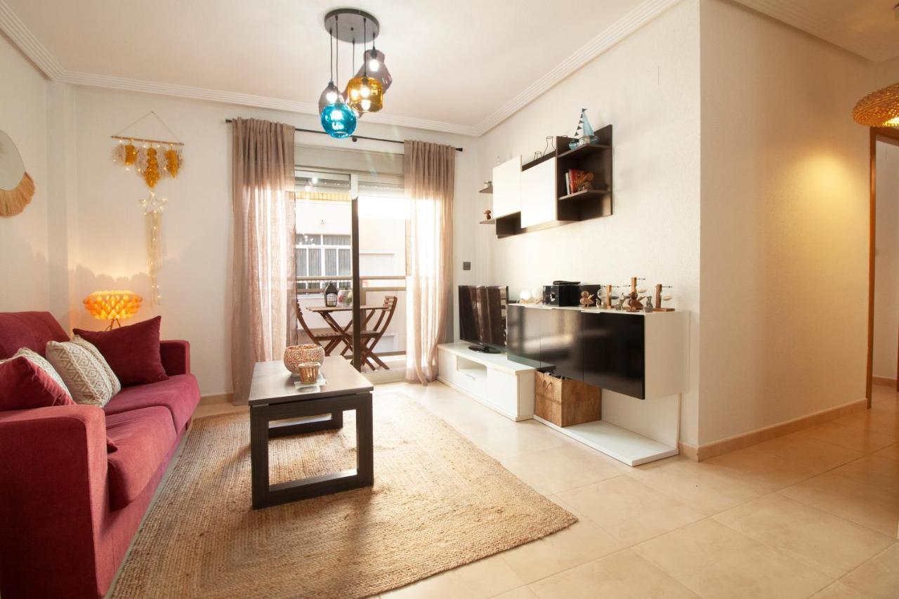 El Apartamento De Maria Jose Apartment ตอร์เรเวียคา ภายนอก รูปภาพ