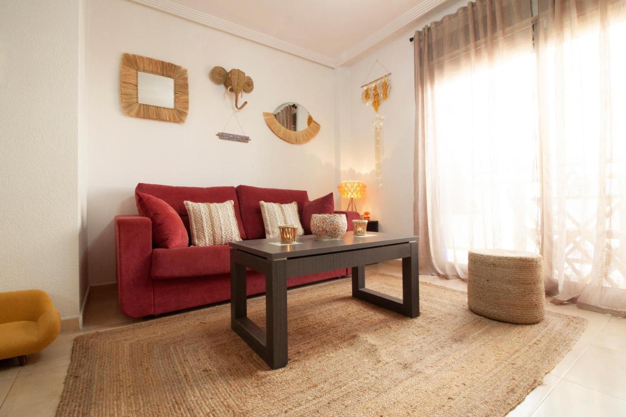 El Apartamento De Maria Jose Apartment ตอร์เรเวียคา ภายนอก รูปภาพ