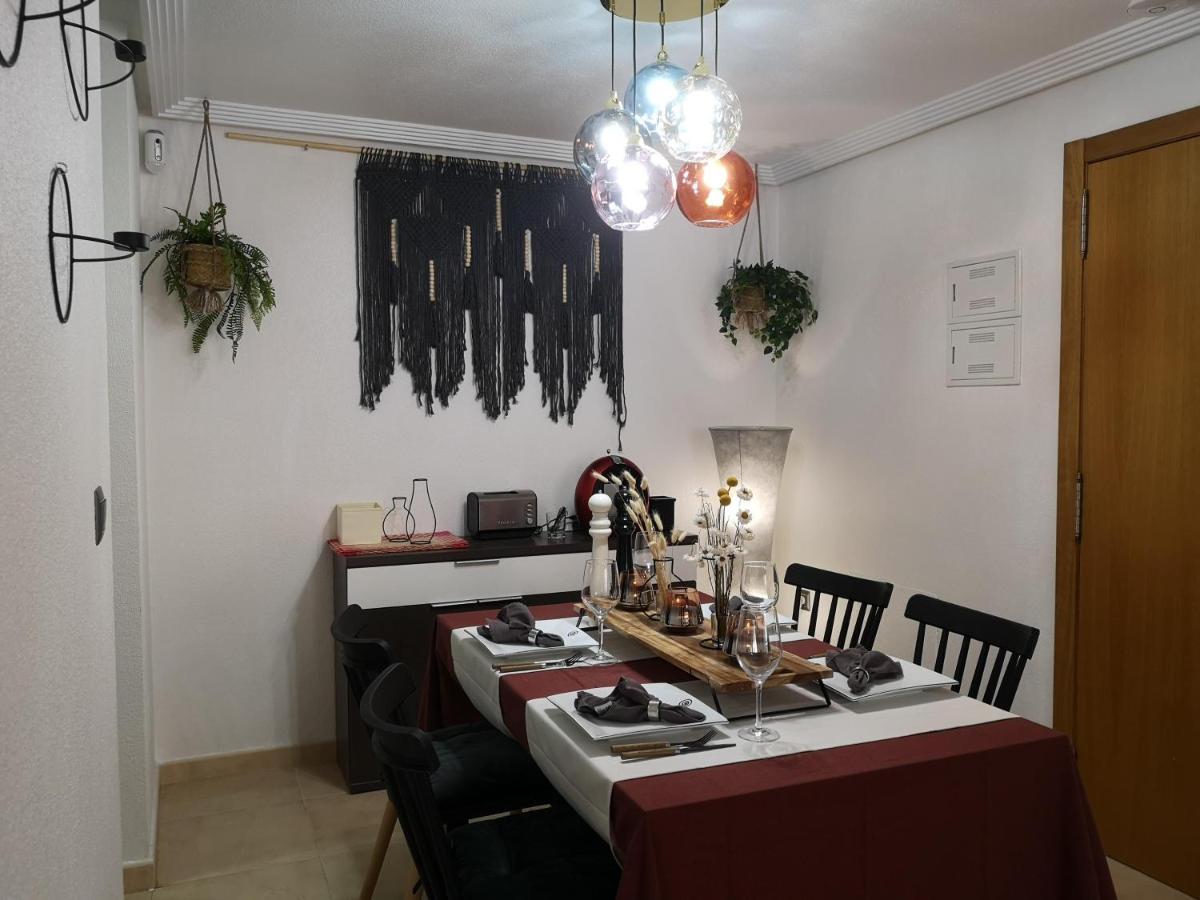 El Apartamento De Maria Jose Apartment ตอร์เรเวียคา ภายนอก รูปภาพ